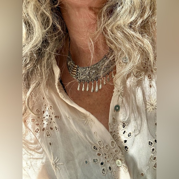 ZARA eyelet blouse - Picture 6 of 7